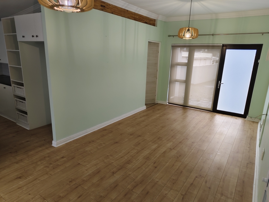 To Let 2 Bedroom Property for Rent in Paarl North Western Cape